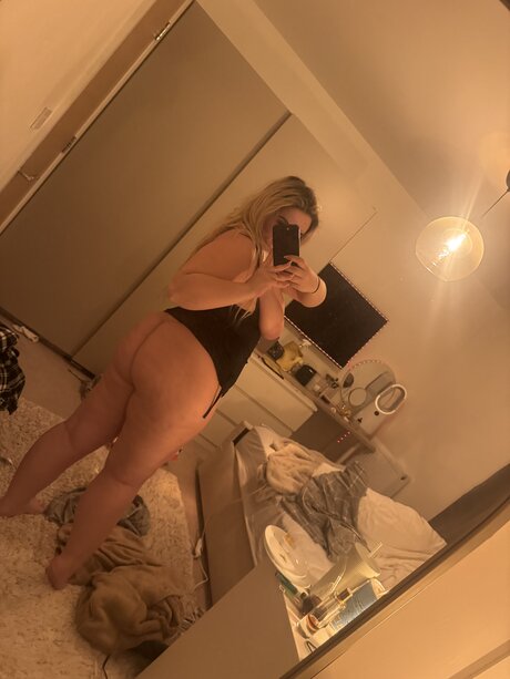 OnlyFans Minxy Mimi Hot Gallery