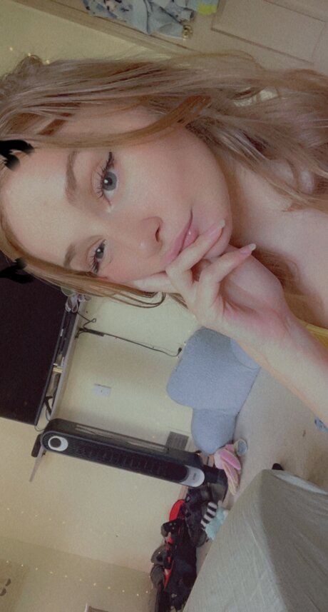 OnlyFans Bella Puffs XXX Pictures