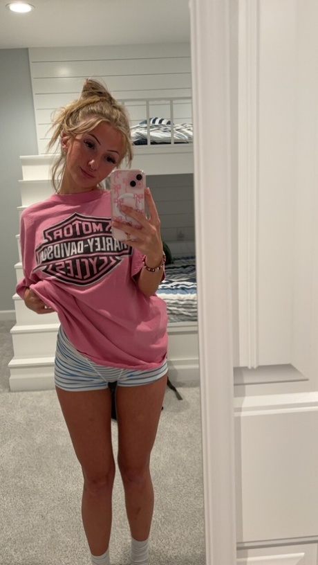 OnlyFans Blondie Bumm performed by Blondie Bumm Porn Images