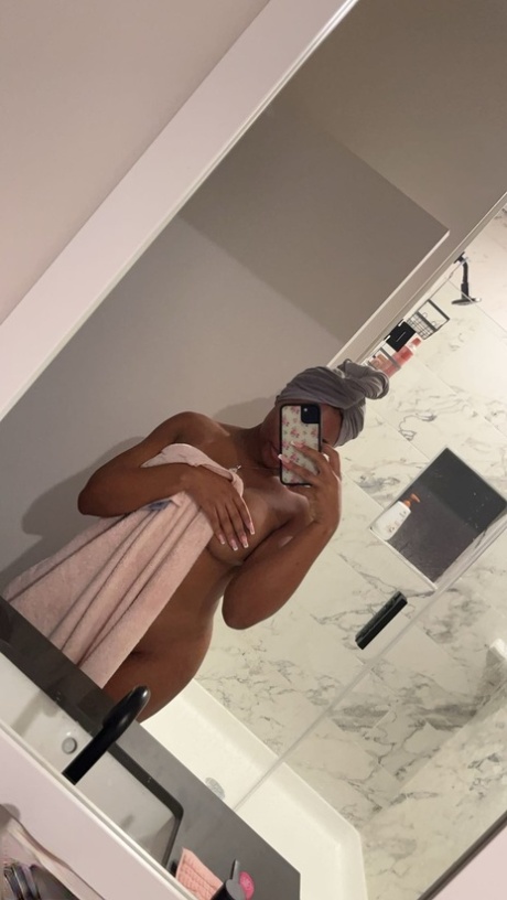 OnlyFans Sky Alexxxis