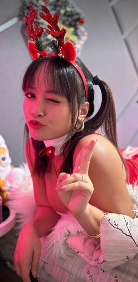 OnlyFans Asian Eye Ming