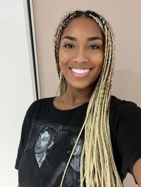 OnlyFans Laila Santiagoo