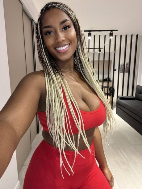 OnlyFans Laila Santiagoo