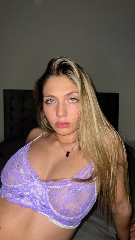 OnlyFans Grace Whitely