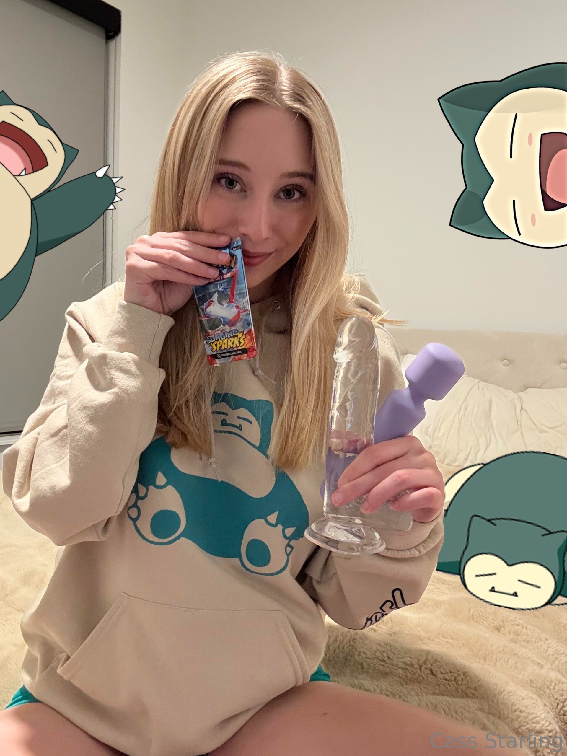 Vídeo de fanáticos del vibrador desbloqueado del paquete Pokémon de Cass Starling