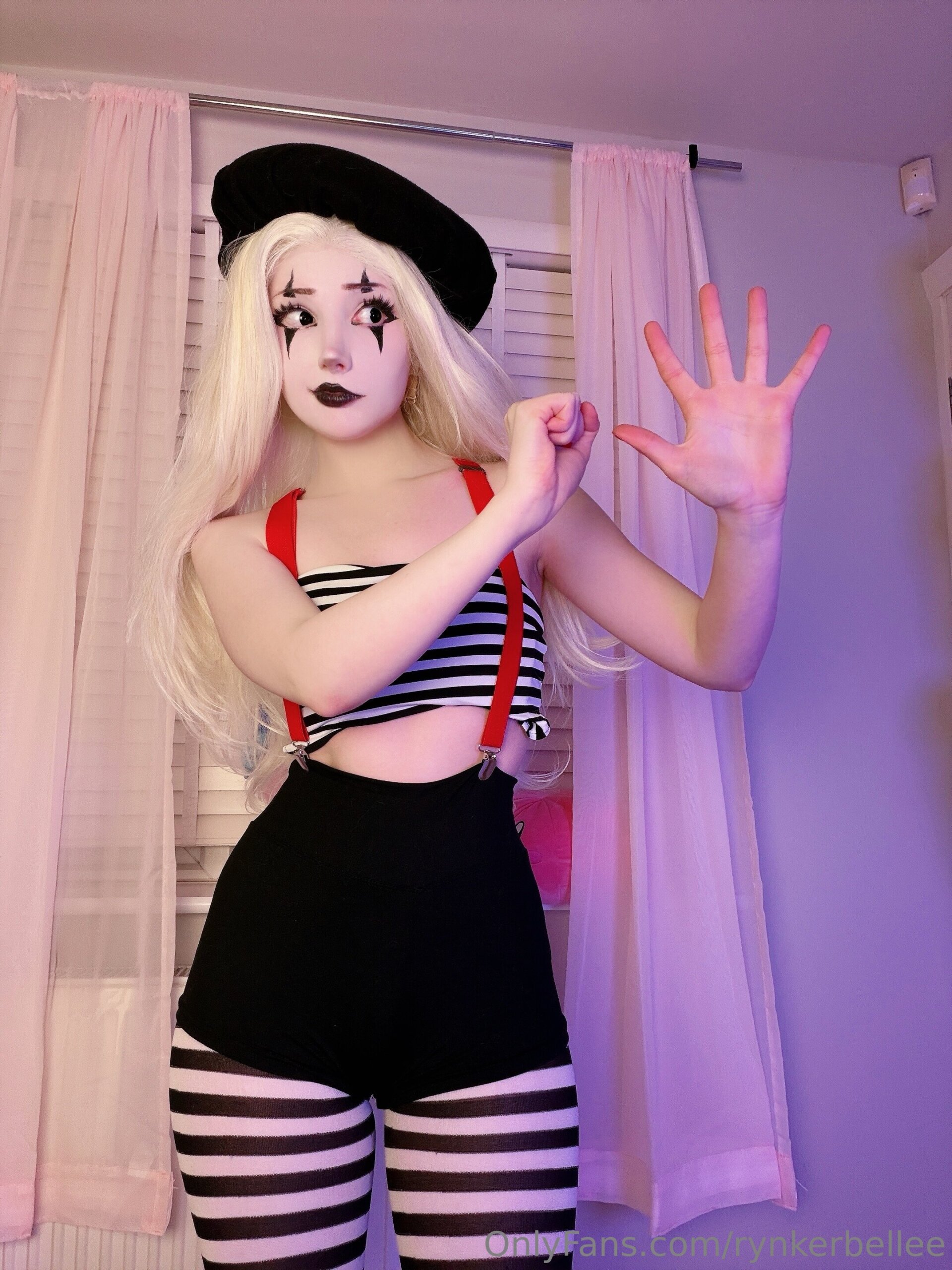 Rynkerbelle Mime Consolador Montando JOI Onlyfans Video
